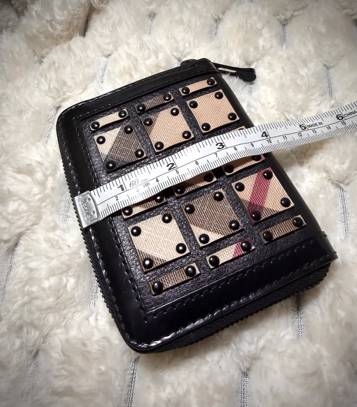 🏆VTG - RARE - NWT🏆 ‘08 Burberry Studded Wallet - Warrior Collection