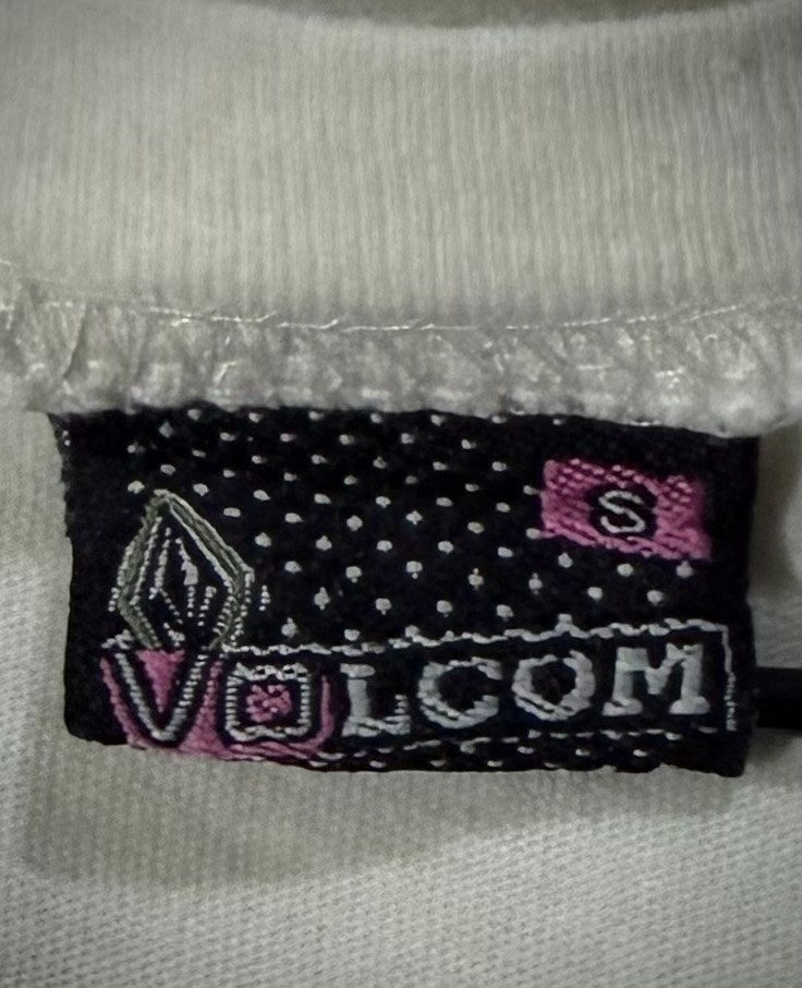 VTG Volcom Graphic Tee - Y2K Skater Girl (Juniors’ S)