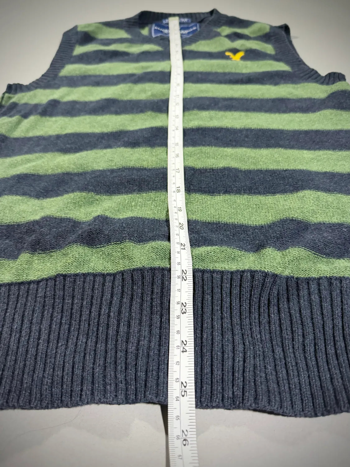 VTG American Eagle Sweater Vest - 2000s Rugby Style Prep (Men’s XS)