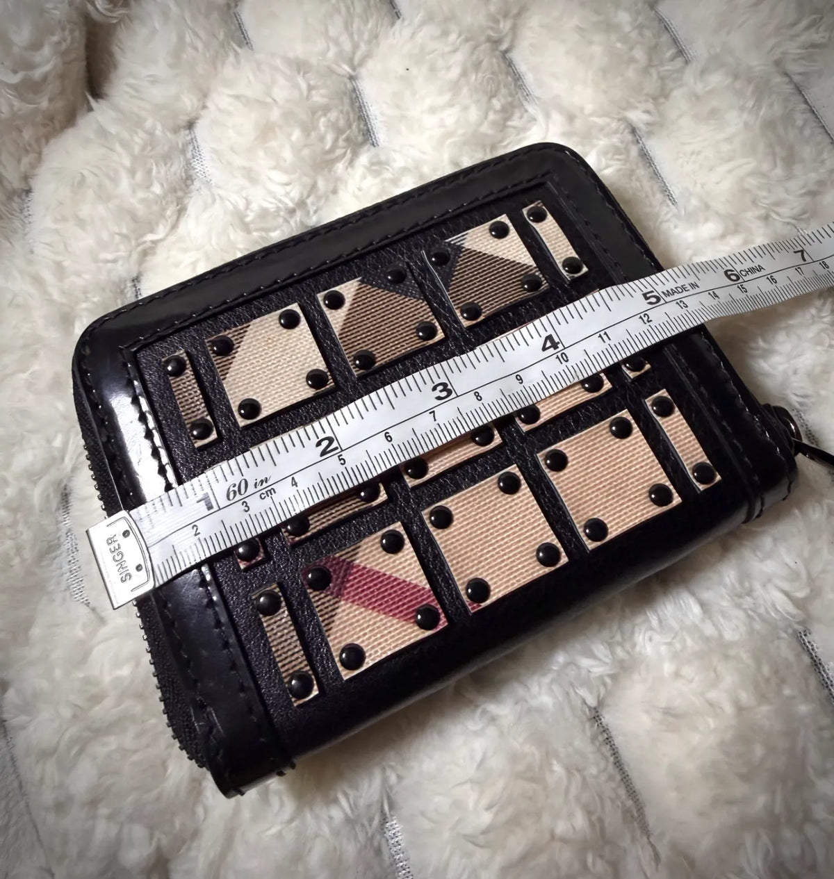 🏆VTG - RARE - NWT🏆 ‘08 Burberry Studded Wallet - Warrior Collection