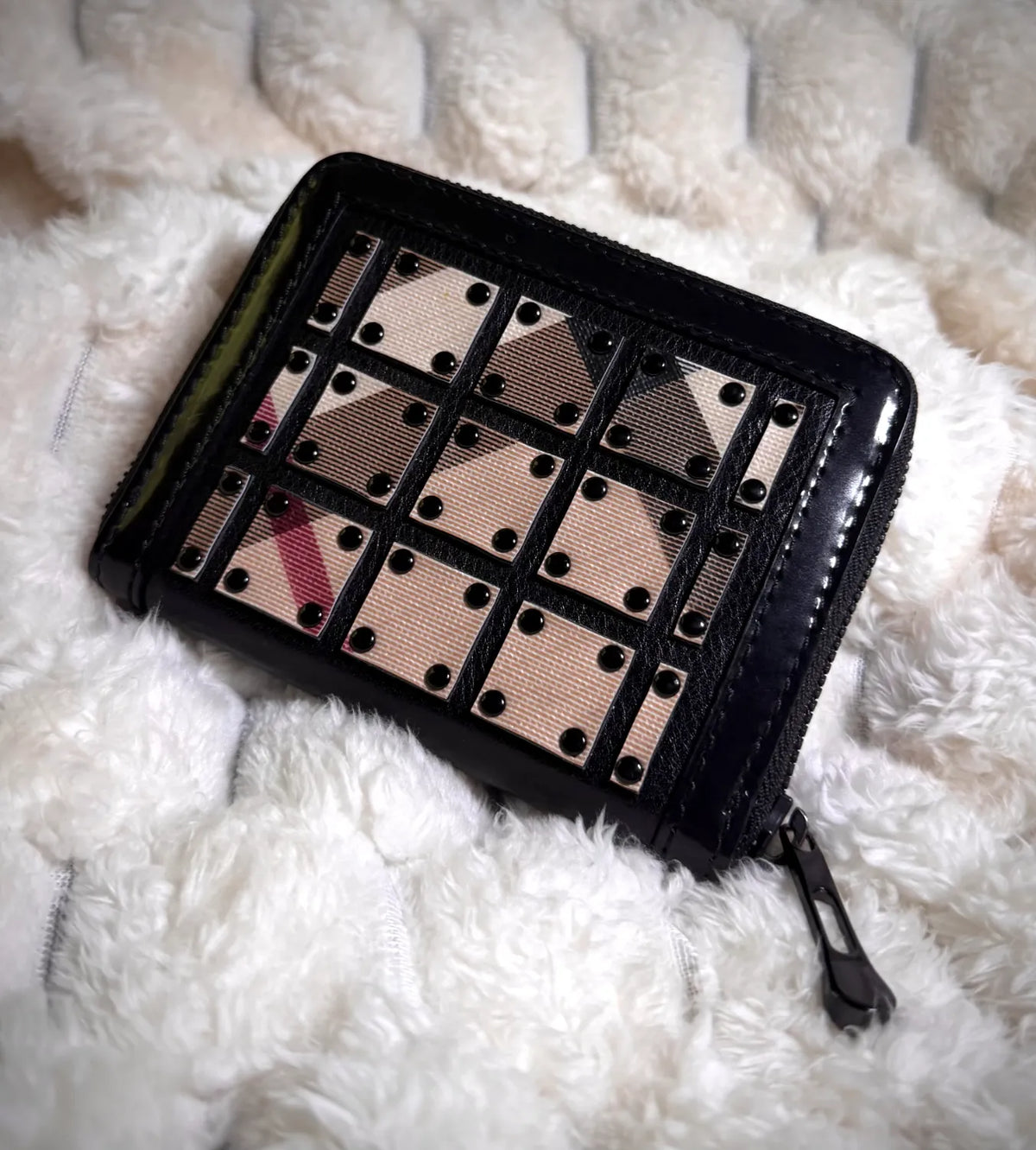 🏆VTG - RARE - NWT🏆 ‘08 Burberry Studded Wallet - Warrior Collection