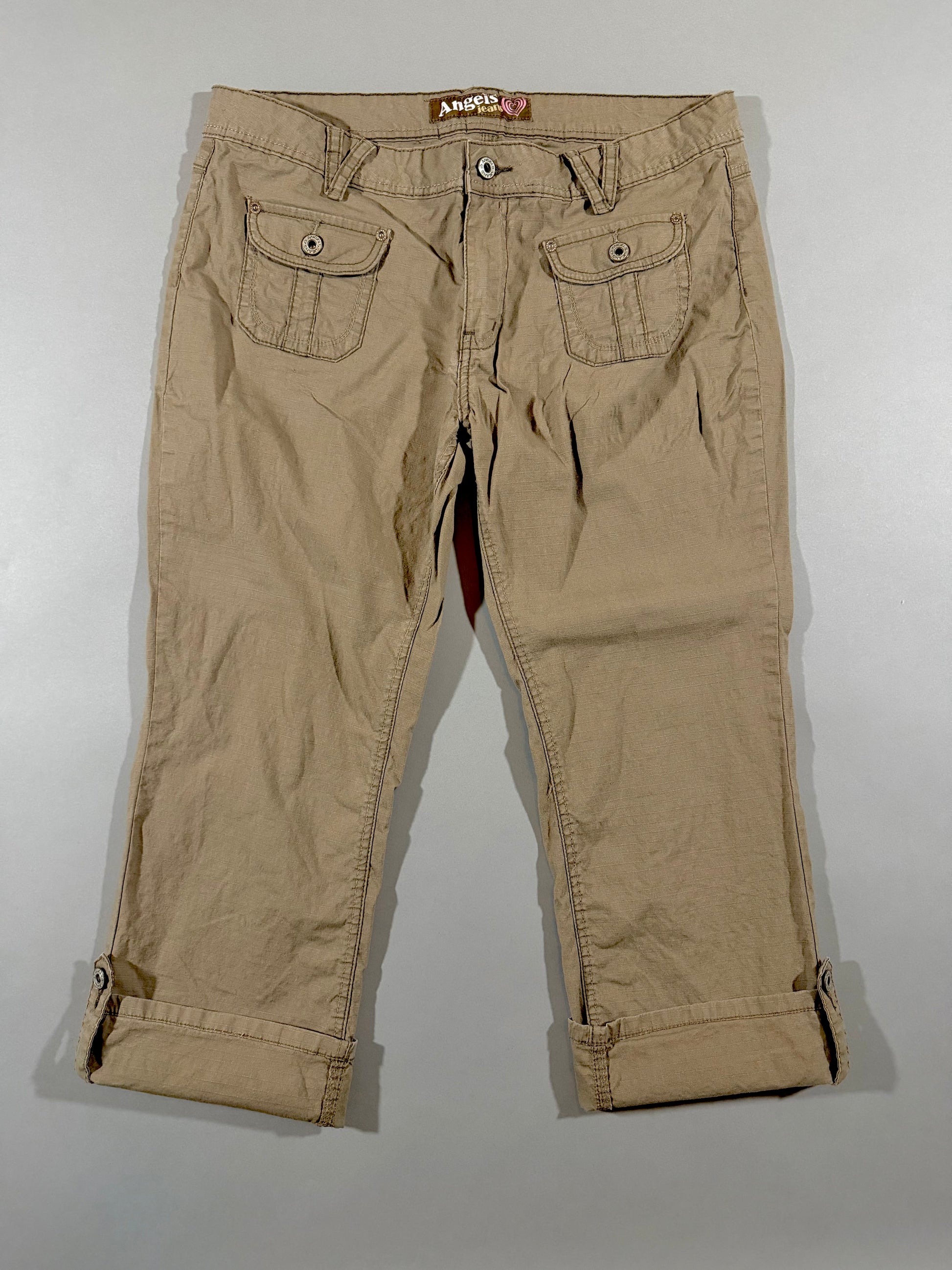 Front view of vintage Angels Jeans khaki ripstop capri pants with flap pockets and cuffed hems.
