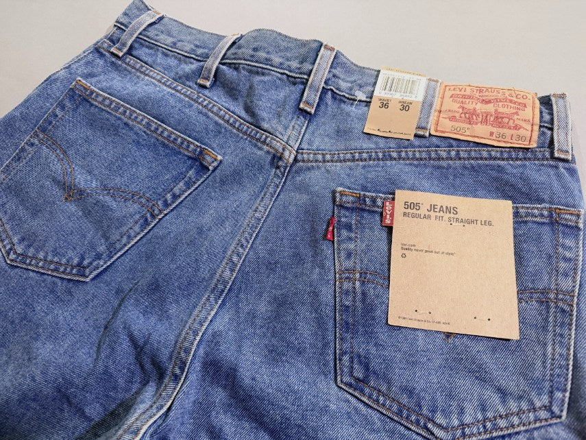 VTG & NWT 2004 Levi’s 505 - 100% Cotton Deadstock Jeans (Men’s 36x30)