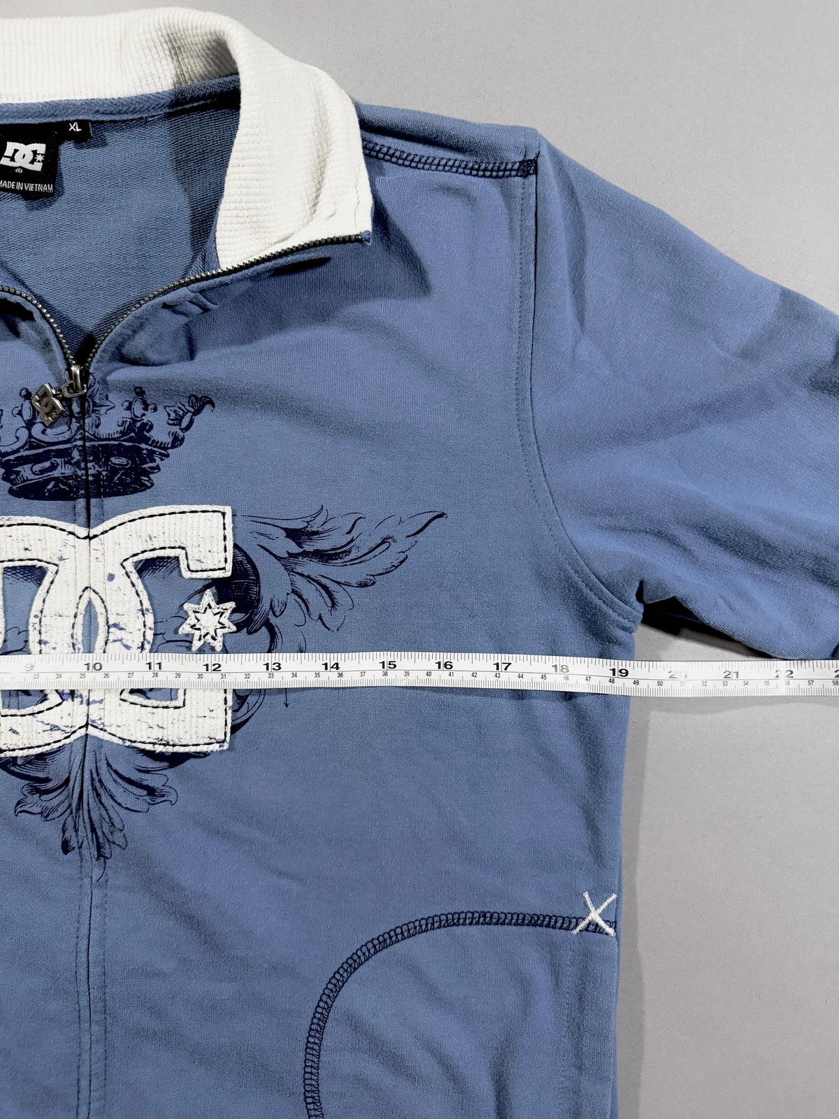 VTG & RARE! ‘06 DC Shoes Track Jacket - Y2K Skater Girl (Juniors’ XL)