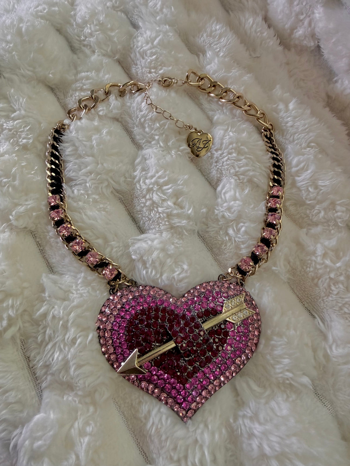 Emo Cutecore 2000s Betsey Johnson Heart & Arrow Curb Chain Necklace