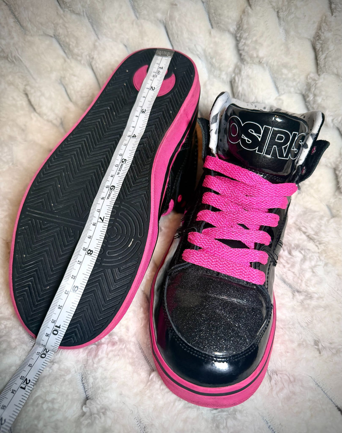 Y2K & RARE Bling Osiris NYC 83 - Emo/Scene Skate Shoes (Women’s 8.5)