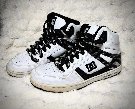 RARE ‘12 Glitter Zebra Print DC Shoes - Cyber Y2K Skate HiTop (Women’s 8)