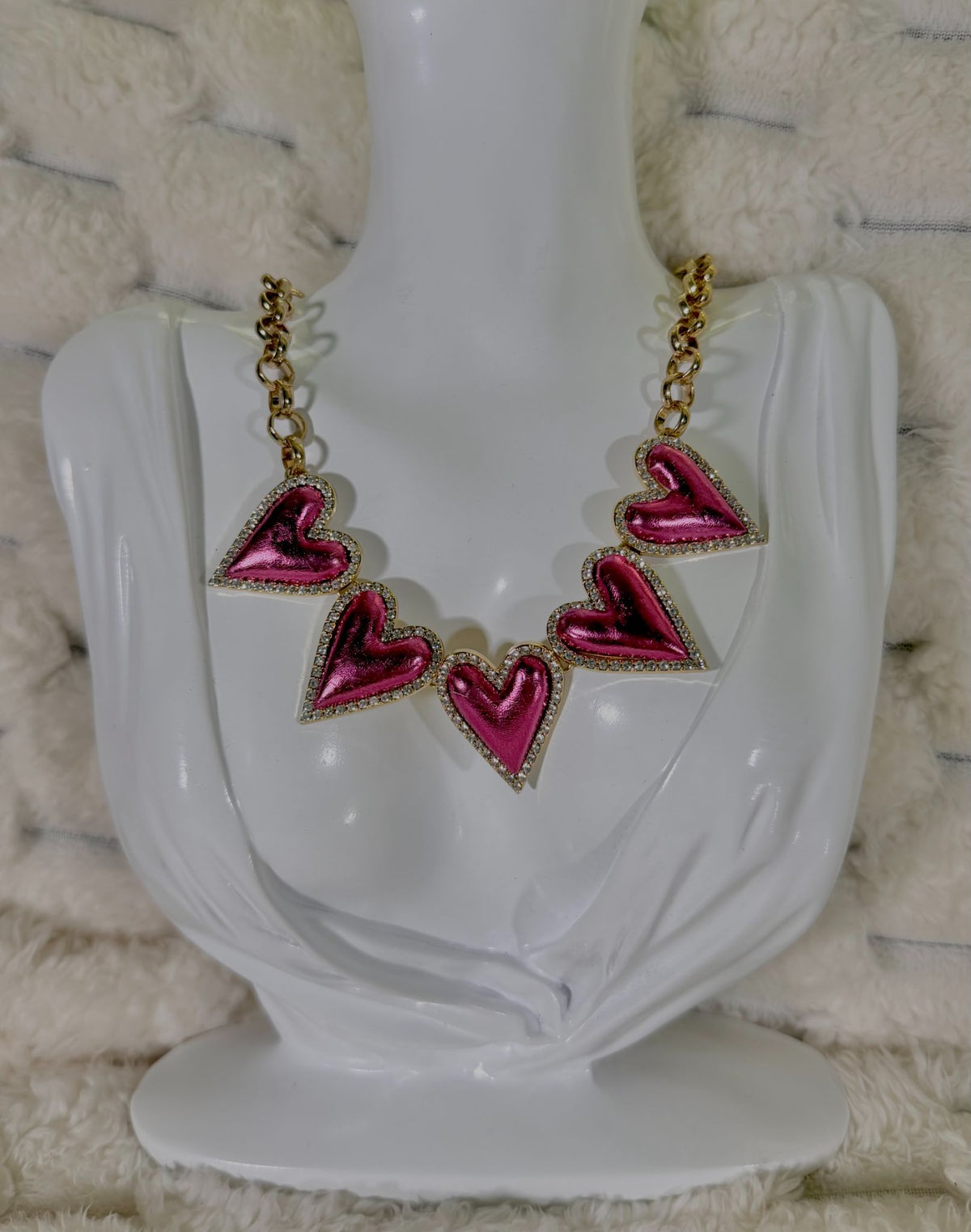 I.N.C. Chunky Heart Statement Collar - Bubblegum Coquette Jewelry (21-24 in.)
